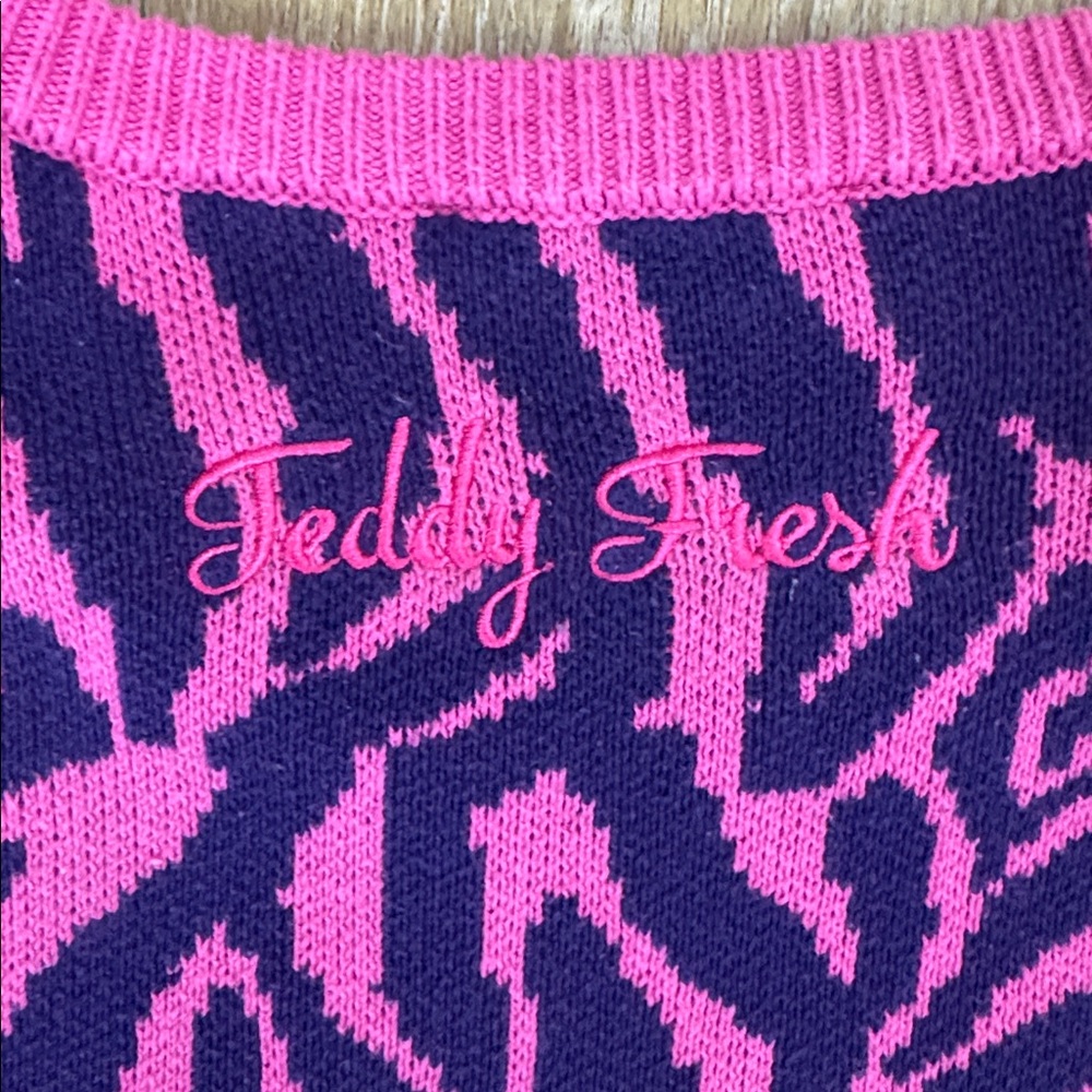 Teddy Fresh × Trixie Mattel Collab Portrait Sweater Pink Zebra Drag Queen 3XL - Picture 10 of 13